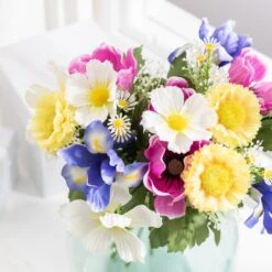 Artificial Daisy And Iris Bouquet -Dunelm Store 30627517 alt01