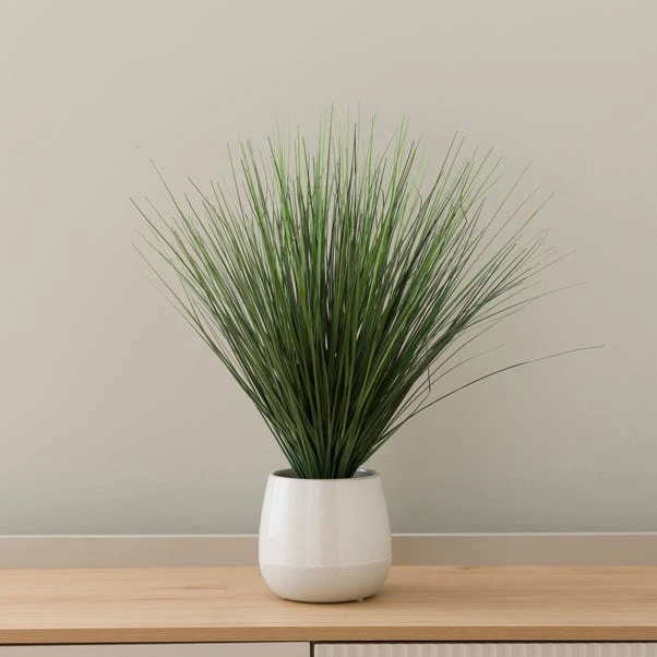 Artificial Grass In Textured White Ceramic Plant Pot 5 Artificial Grass In Textured White Ceramic Plant Pot - Image 5