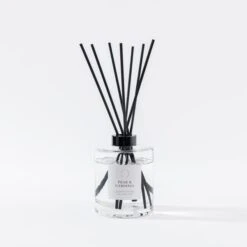 Pear And Gardenia Diffuser -Dunelm Store 30897731 alt02