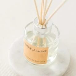 Sweet Jasmine Diffuser -Dunelm Store 30920598 alt01