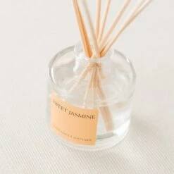 Sweet Jasmine Diffuser -Dunelm Store 30923455 alt01